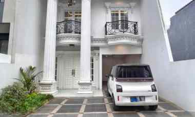 Rumah Mewah American Classic di Jagakarsa Jaksel