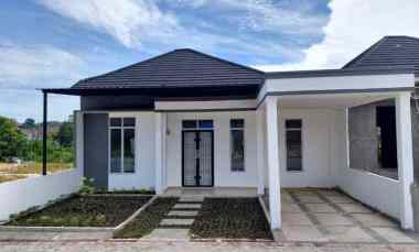 Rumah Mewah di Delima Grenville Panam