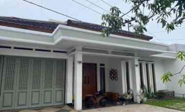 Rumah Mewah di Manjahlega Margahayu Bandung