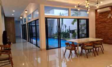 rumah mewah di menteng full furnished