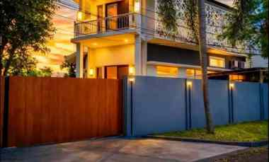 rumah mewah exclusive di cempaka putih jakarta pusat