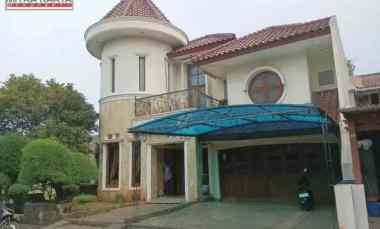Rumah Mewah Hook Persada Kemala 3,1m Langka