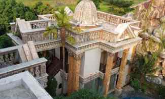 Rumah Mewah Klasik Kenjeran Surabaya