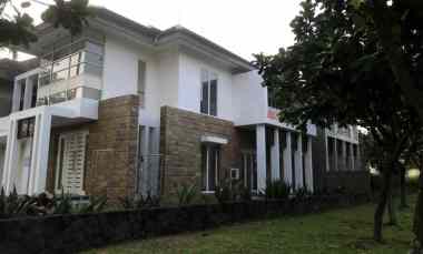 Rumah Mewah Kosong Siap Huni di Citraland Diamond Hill