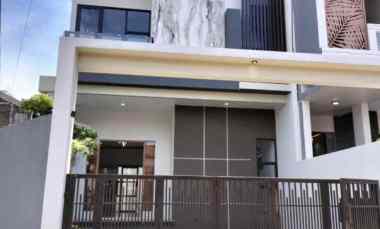 Rumah Mewah Modern dekat Kampus UGM Yogyakarta