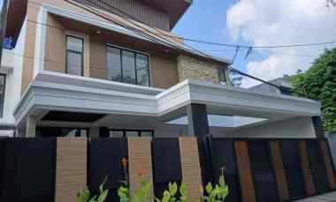 Rumah Mewah Modern Design 2 Lantai di Jakarta Selatan