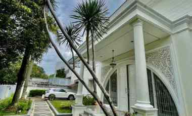 rumah mewah pondok indah