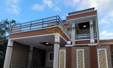 rumah mewah private poll fully furnish di purwomartani