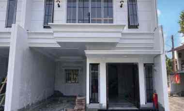 Rumah Mewah Rooftop Tanjung Barat Harga 1 MMan