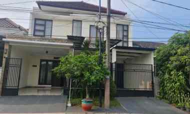 rumah mewah siap huni lokasi araya malang