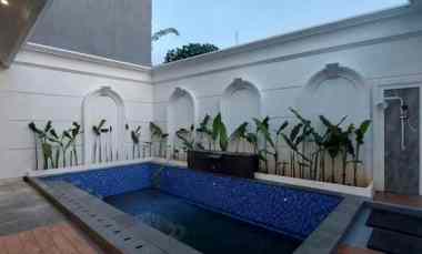 Rumah Mewah Swimming Pool Jagakarsa Jakarta Selatan