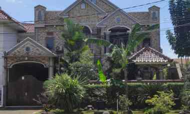 Rumah Mewah Telaga Kahuripan Kemang Bogor Parung