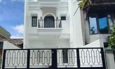 Rumah Minimalis Amreican Style di Ciledug Tangerang