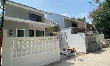 Rumah Minimalis Modern dekat Pasar Godean