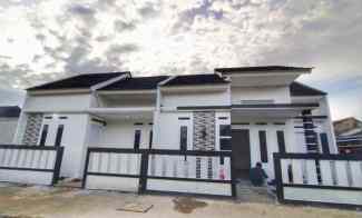 Rumah Modern Asri dan Nyaman Cukup 5menit Kestasiun