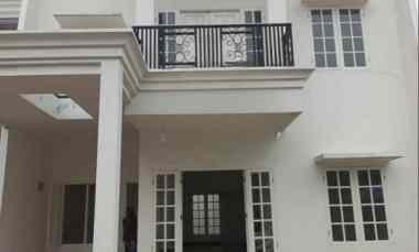 Rumah Modern Klasik di Kebagusan Pasar Minggu Jaksel