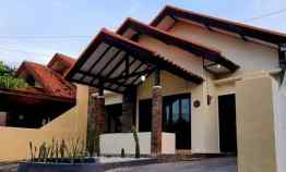 rumah modern minimalis semi vila