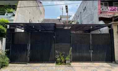 Rumah Murah 1,5 Lantai Area Barata Jaya, Ngagel