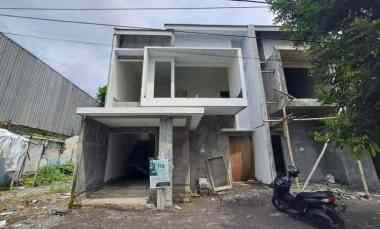 Rumah Murah 2 Lantai 5 menit dari Sleman City Hall