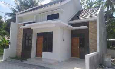 Rumah Murah Desain Modern dekat Umy