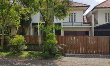 Rumah Dijual di Graha Famili