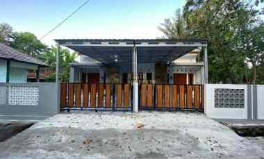 Rumah Murah, Siap Huni, 7 menit ke Rsud Prambanan, Sleman