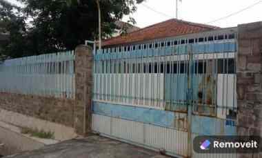 Rumah Nol Jalan Dharmahusada Hadap Timur