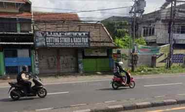 rumah nol raya sepanjang kletek arah surabaya madiun