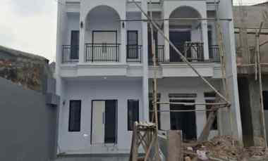 Rumah Dijual di Setia Jatiwaringin