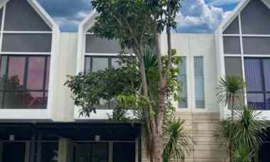 Rumah Northwest Park Citraland Sby Barat