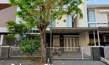rumah pakuwon city minimalis siap huni