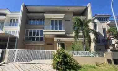 Rumah Pakuwon City New Gress Minimalis Strategis Bagus