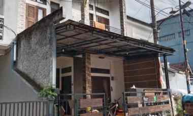 rumah pamulang dalam komplek vila dago terawat 950jt