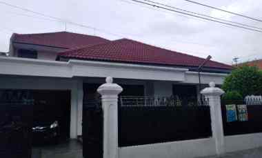 Rumah Petemon Sidomulyo, Lokasi Tengah Kota Surabaya