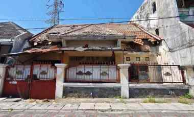 Rumah Ploso Timur Hadap Barat