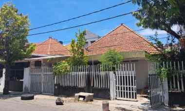 rumah pusat kota jl indragiri