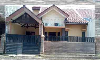 Rumah Pusat Kota Sidoarjo Pondok Mutiara