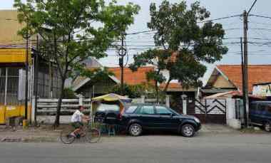 Rumah Raya Rungkut Madya Sederetan Mc D, dekat MERR