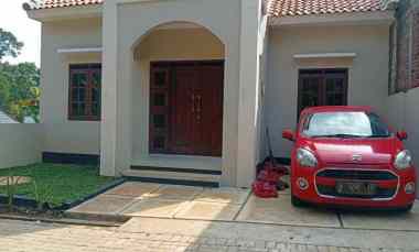 rumah ready siap huni shm ready dekat kampus unnes
