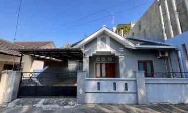 Rumah Rp1,6 M, Punya 9 Kamar Tidur