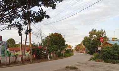 rumah ruko pinggir jalan