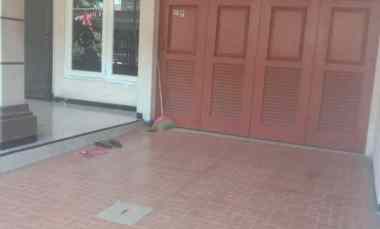 Rumah Rungkut Permai Row 2,5 Mobil