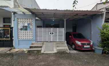 Rumah Second dalam Perumahan di Ciherang Depok