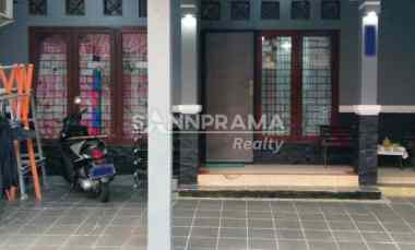 rumah second dekat gerbang tol limo depok