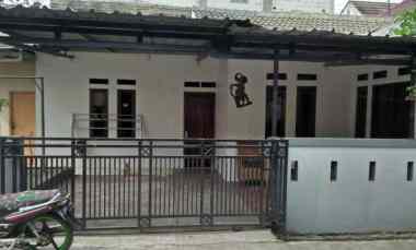 Rumah Second Hook di BSI 2 Pengasinan Depok