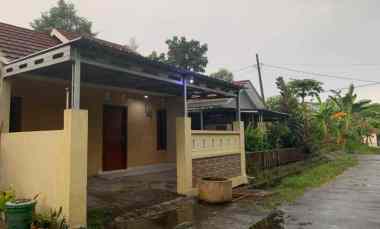 rumah second jalan lebar siap huni ada kanopi