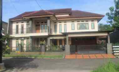 Rumah Dijual di Mampang