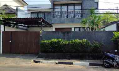 Rumah Dijual di Komplek Bulog Bekasi