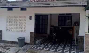 rumah second terawat di taman sari persada bogor