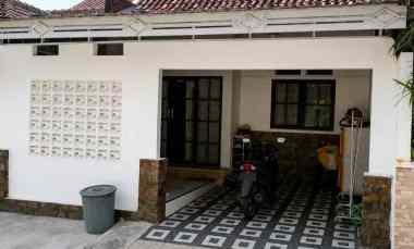 Rumah Dijual di Cibadak
